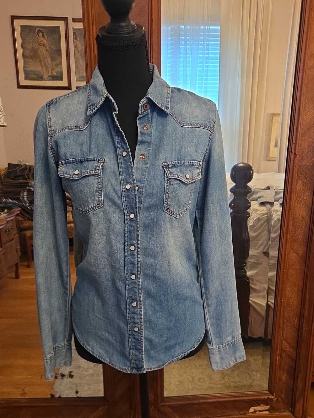 H&M Light Blue Denim Button-Front Shirt